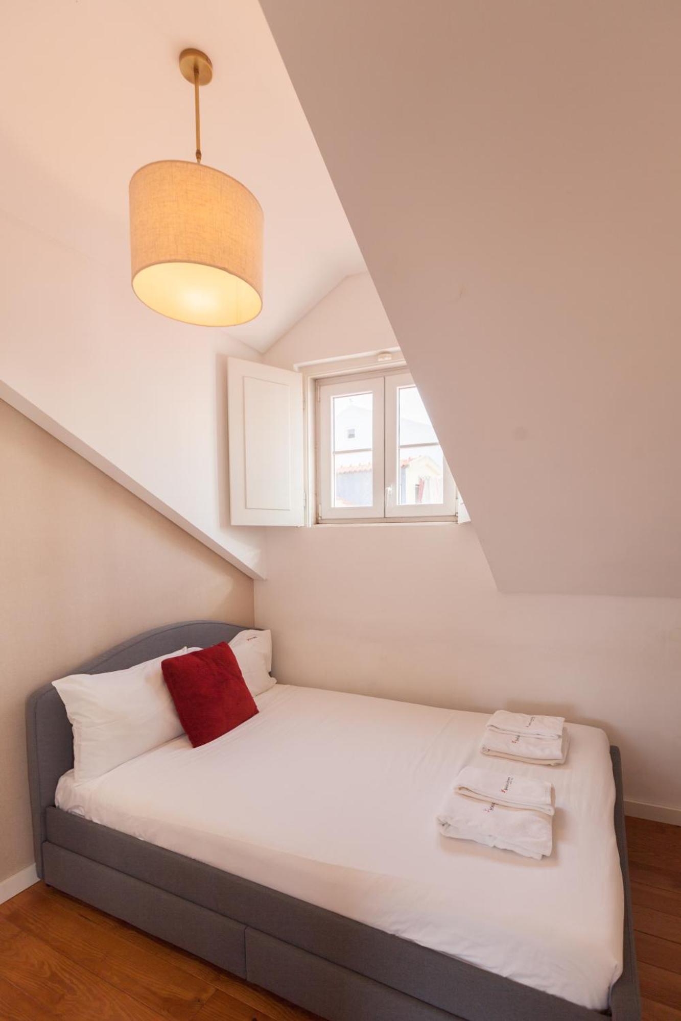 리스본 Flh Portas Do Sol Duplex With Terrace 아파트 외부 사진